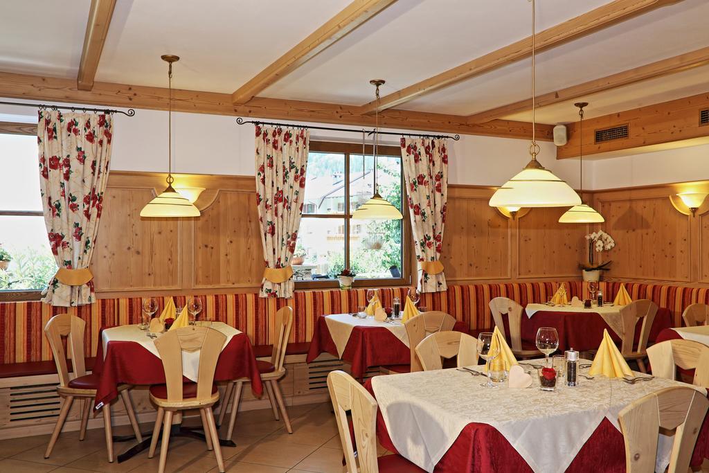 Hotel Olympia Sarentino Eksteriør bilde
